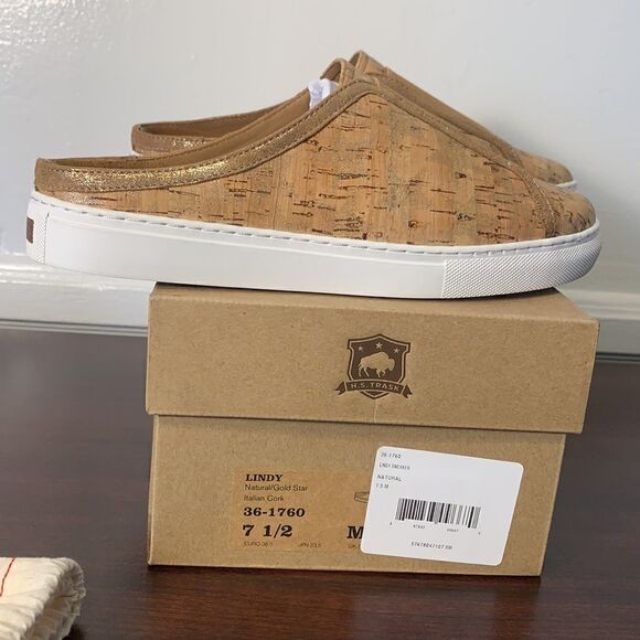 Trask lindy mule leather sneaker size 7,5 new in box - Picture 1 of 14